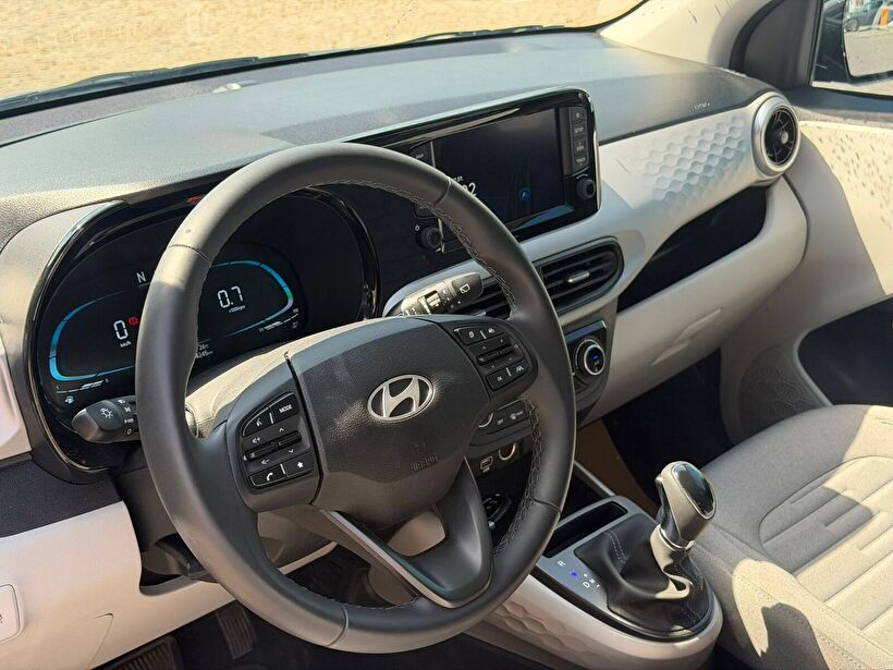 2025 Benzin Otomatik Hyundai i10 Mavi Yükseliş Nakil Araçları Turizm Ticaret ve Sanayi Anonim Şirketi