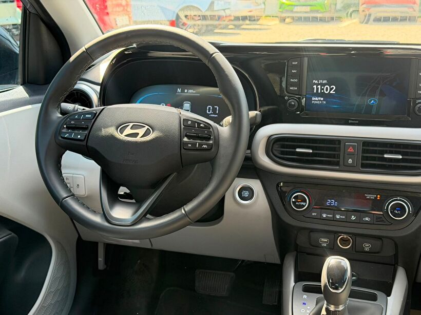 2025 Benzin Otomatik Hyundai i10 Mavi Yükseliş Nakil Araçları Turizm Ticaret ve Sanayi Anonim Şirketi