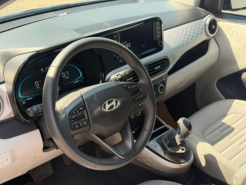 2025 Benzin Otomatik Hyundai i10 Mavi Yükseliş Nakil Araçları Turizm Ticaret ve Sanayi Anonim Şirketi