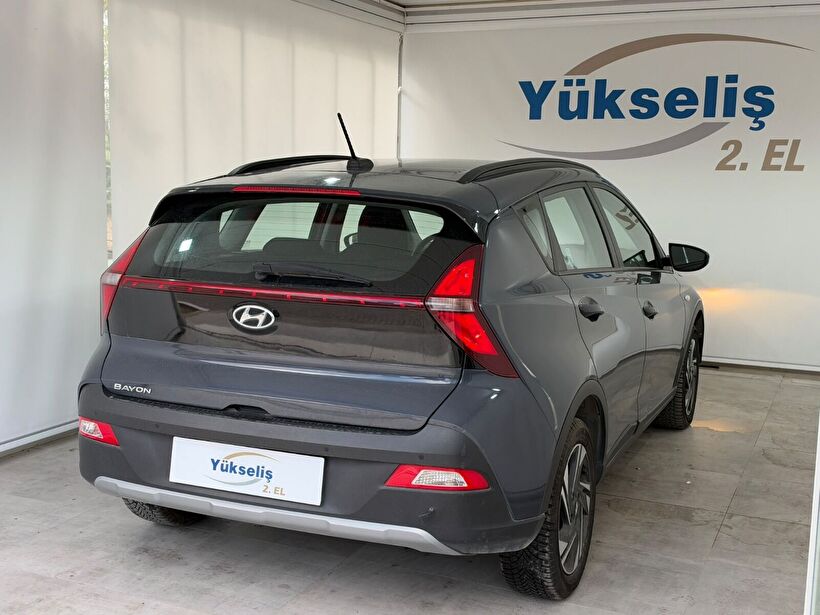 2024 Benzin Otomatik Hyundai Bayon Gri Yükseliş Nakil Araçları Turizm Ticaret ve Sanayi Anonim Şirketi