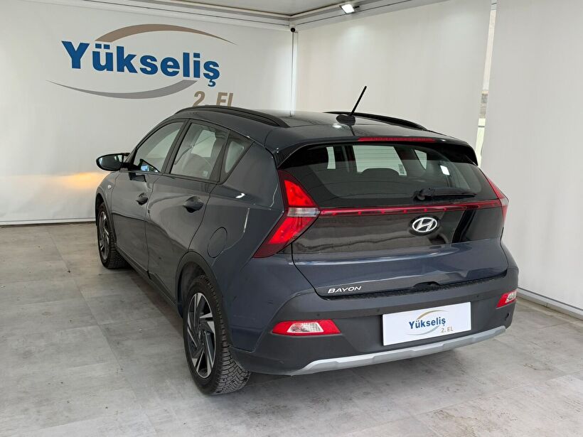 2024 Benzin Otomatik Hyundai Bayon Gri Yükseliş Nakil Araçları Turizm Ticaret ve Sanayi Anonim Şirketi