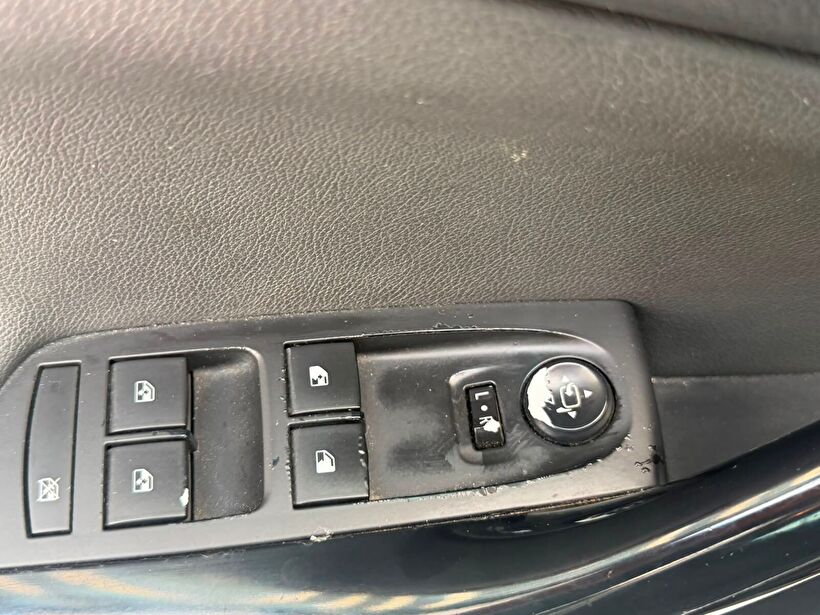 2016 Dizel Otomatik Opel Astra Gri Yükseliş Nakil Araçları Turizm Ticaret ve Sanayi Anonim Şirketi