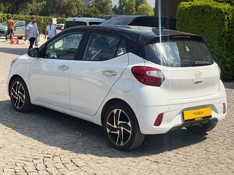2025 Benzin Otomatik Hyundai i10 Beyaz Yükseliş Nakil Araçları Turizm Ticaret ve Sanayi Anonim Şirketi
