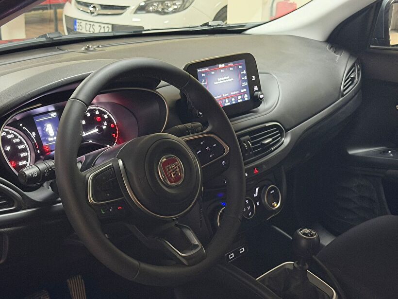 2025 Benzin Manuel Fiat Egea Mavi Yükseliş Nakil Araçları Turizm Ticaret ve Sanayi Anonim Şirketi