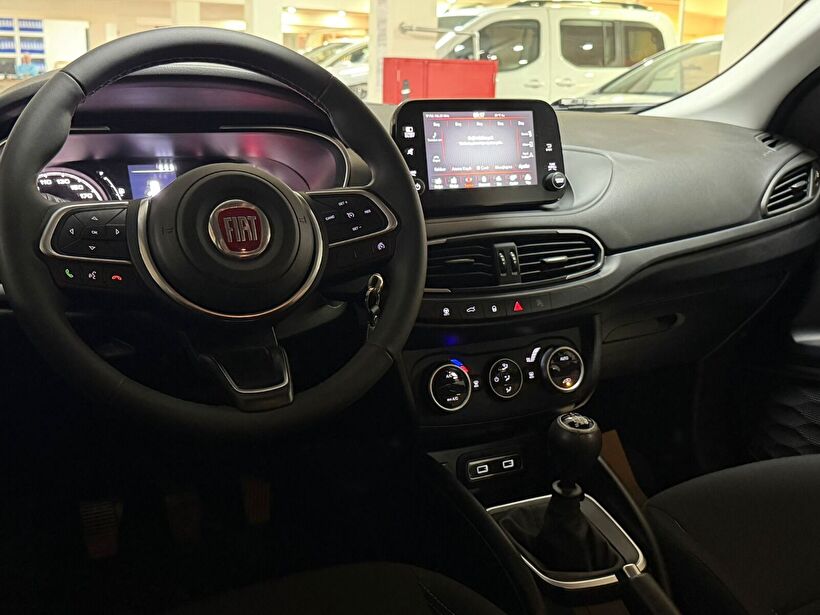 2025 Benzin Manuel Fiat Egea Mavi Yükseliş Nakil Araçları Turizm Ticaret ve Sanayi Anonim Şirketi