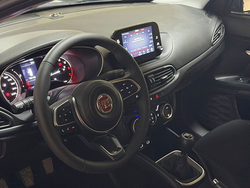 2025 Benzin Manuel Fiat Egea Mavi Yükseliş Nakil Araçları Turizm Ticaret ve Sanayi Anonim Şirketi