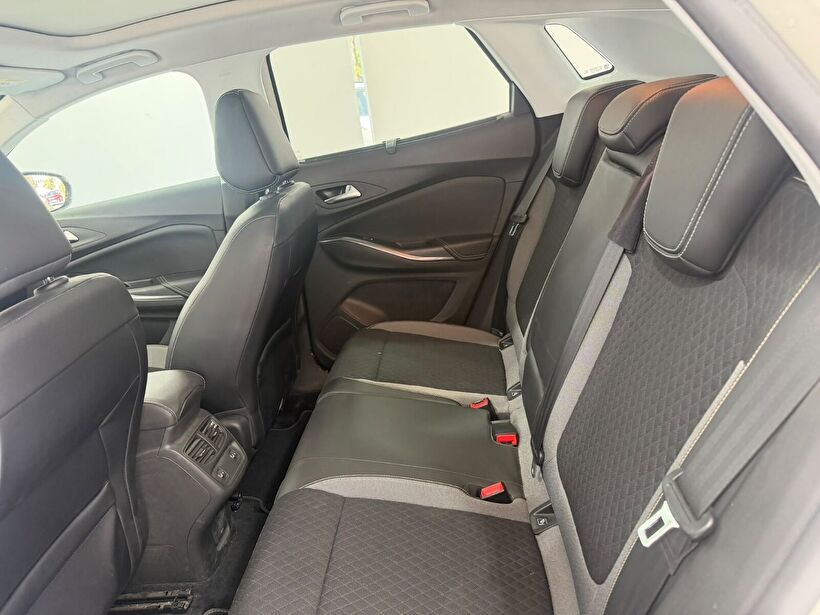 2019 Dizel Otomatik Opel Grandland X Beyaz Yükseliş Nakil Araçları Turizm Ticaret ve Sanayi Anonim Şirketi