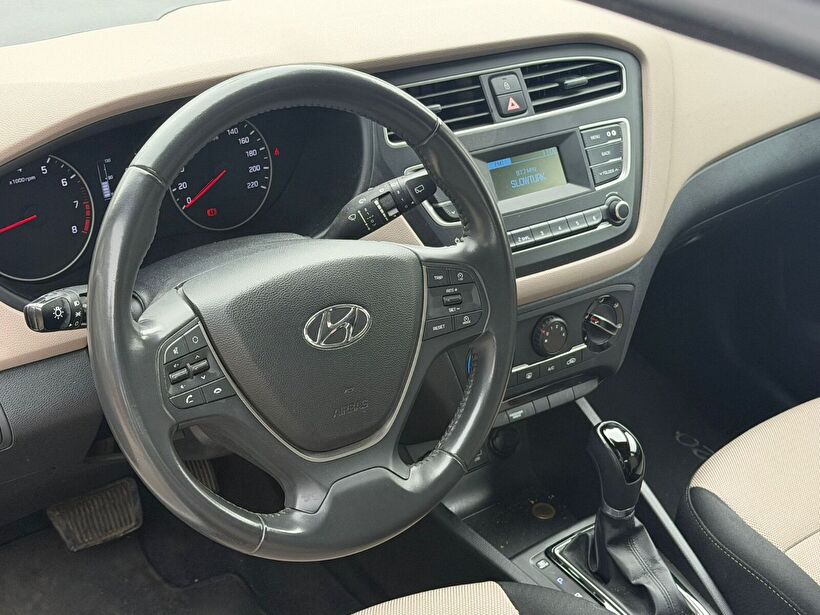 2018 Benzin Otomatik Hyundai i20 Beyaz Yükseliş Nakil Araçları Turizm Ticaret ve Sanayi Anonim Şirketi