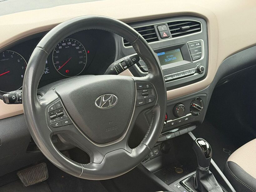 2018 Benzin Otomatik Hyundai i20 Beyaz Yükseliş Nakil Araçları Turizm Ticaret ve Sanayi Anonim Şirketi