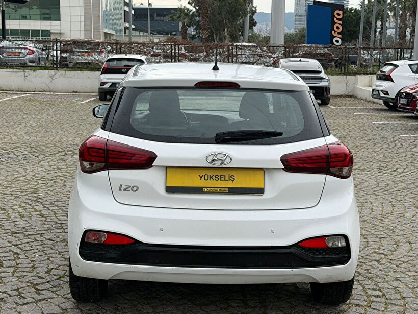 2018 Benzin Otomatik Hyundai i20 Beyaz Yükseliş Nakil Araçları Turizm Ticaret ve Sanayi Anonim Şirketi