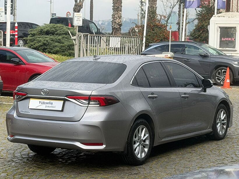 2021 Benzin Otomatik Toyota Corolla Gri Yükseliş Nakil Araçları Turizm Ticaret ve Sanayi Anonim Şirketi