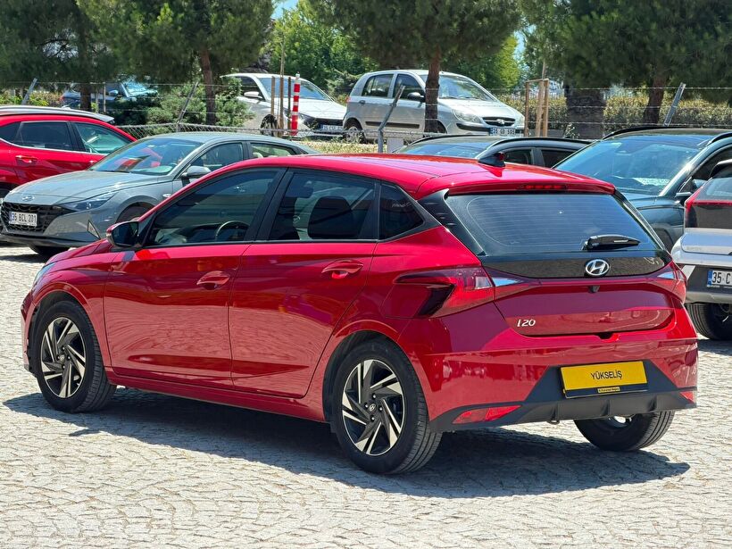 2023 Benzin Otomatik Hyundai i20 Kırmızı Yükseliş Nakil Araçları Turizm Ticaret ve Sanayi Anonim Şirketi