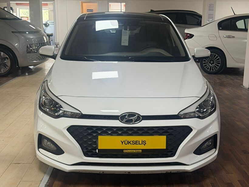 2019 Benzin Otomatik Hyundai i20 Beyaz Yükseliş Nakil Araçları Turizm Ticaret ve Sanayi Anonim Şirketi