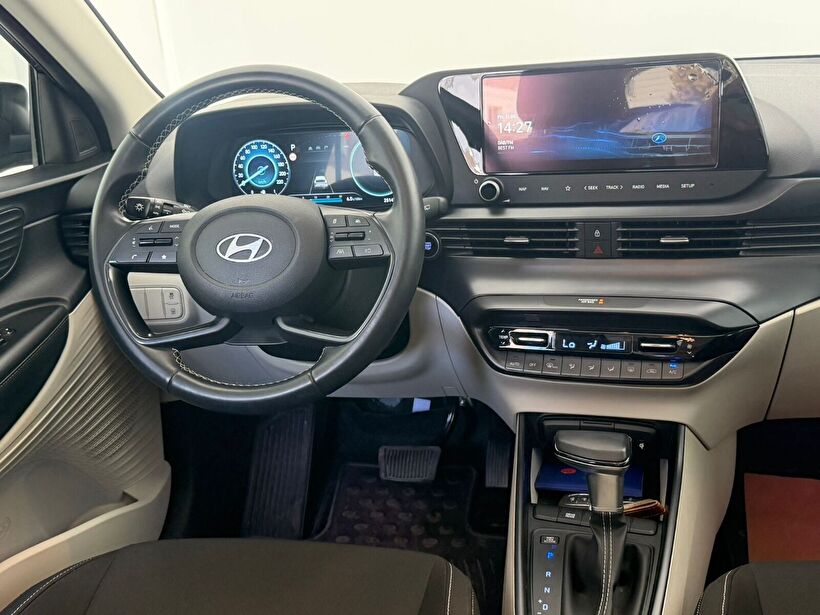 2024 Benzin Otomatik Hyundai i20 Füme Yükseliş Nakil Araçları Turizm Ticaret ve Sanayi Anonim Şirketi