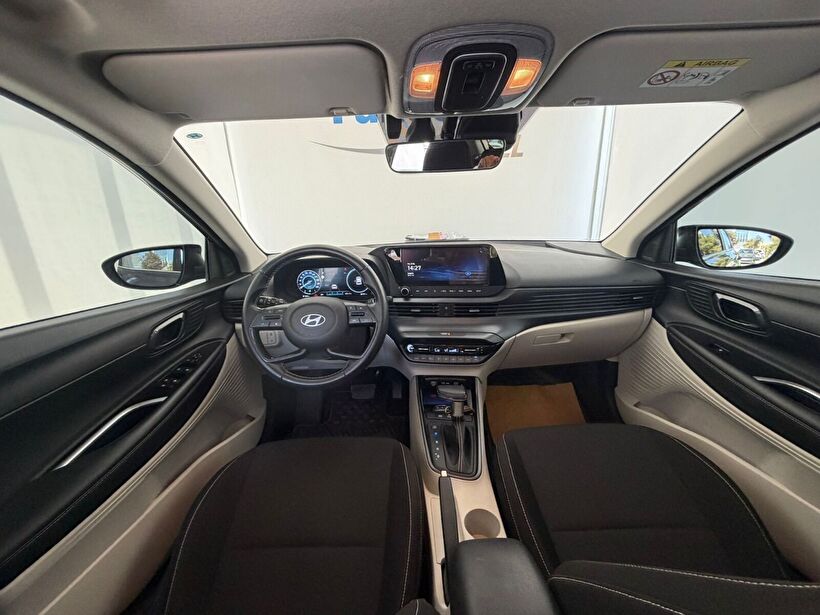 2024 Benzin Otomatik Hyundai i20 Füme Yükseliş Nakil Araçları Turizm Ticaret ve Sanayi Anonim Şirketi