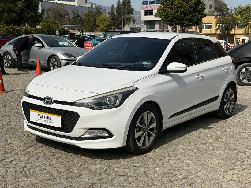 2016 Benzin Manuel Hyundai i20 Beyaz Yükseliş Nakil Araçları Turizm Ticaret ve Sanayi Anonim Şirketi
