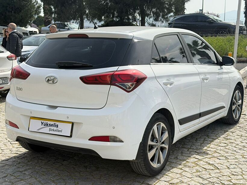 2016 Benzin Manuel Hyundai i20 Beyaz Yükseliş Nakil Araçları Turizm Ticaret ve Sanayi Anonim Şirketi