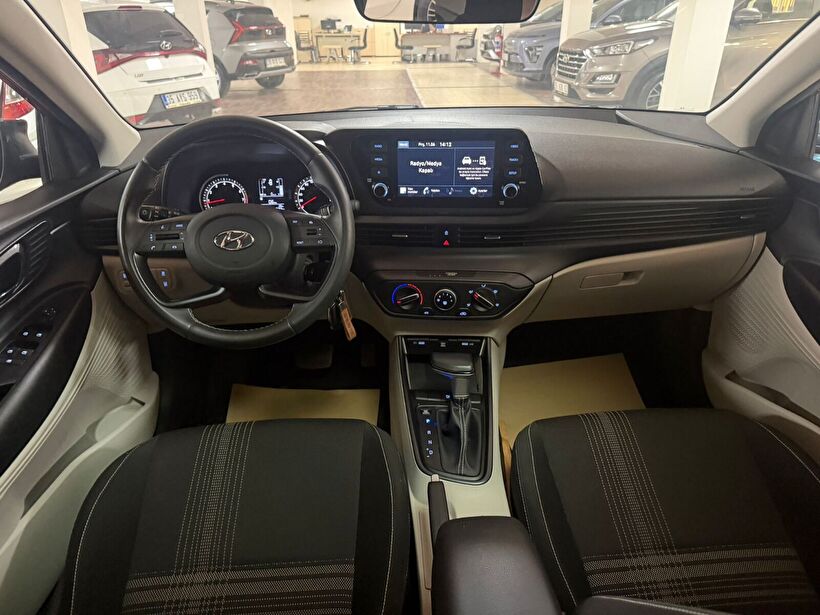 2021 Benzin Otomatik Hyundai i20 Beyaz Yükseliş Nakil Araçları Turizm Ticaret ve Sanayi Anonim Şirketi