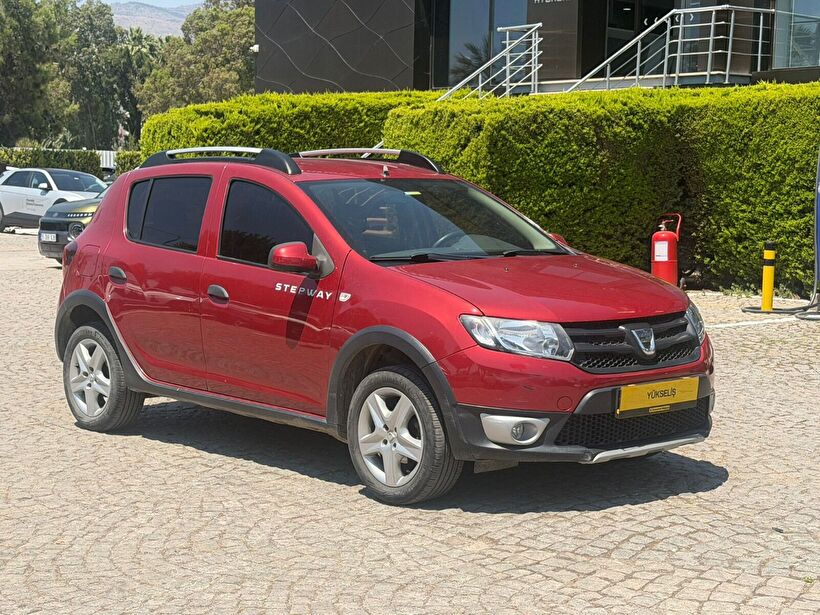 2015 Dizel Manuel Dacia Sandero Kırmızı Yükseliş Nakil Araçları Turizm Ticaret ve Sanayi Anonim Şirketi