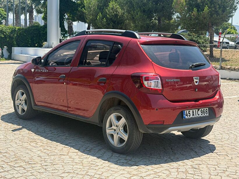 2015 Dizel Manuel Dacia Sandero Kırmızı Yükseliş Nakil Araçları Turizm Ticaret ve Sanayi Anonim Şirketi