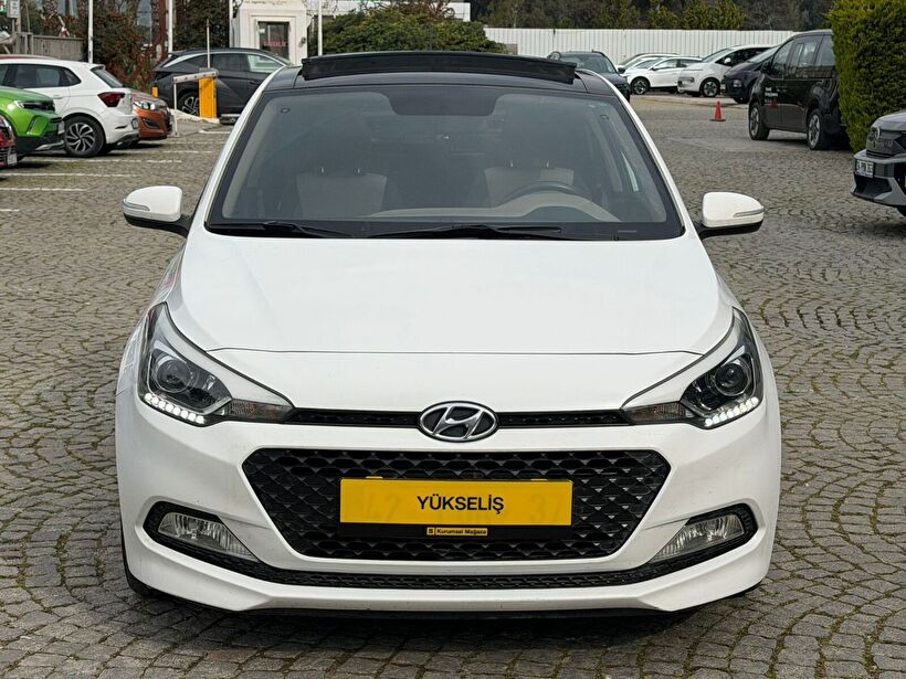 2017 Benzin + LPG Otomatik Hyundai i20 Beyaz Yükseliş Nakil Araçları Turizm Ticaret ve Sanayi Anonim Şirketi