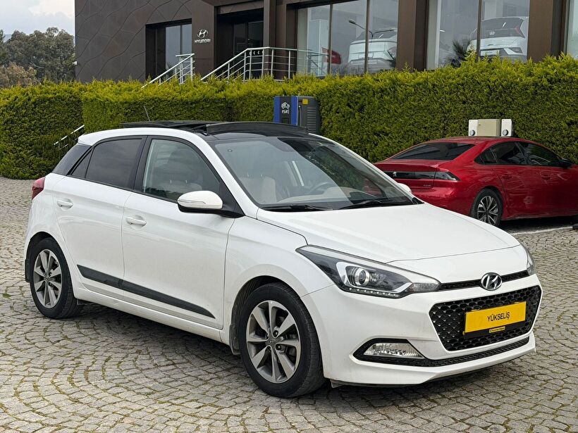 2017 Benzin + LPG Otomatik Hyundai i20 Beyaz Yükseliş Nakil Araçları Turizm Ticaret ve Sanayi Anonim Şirketi