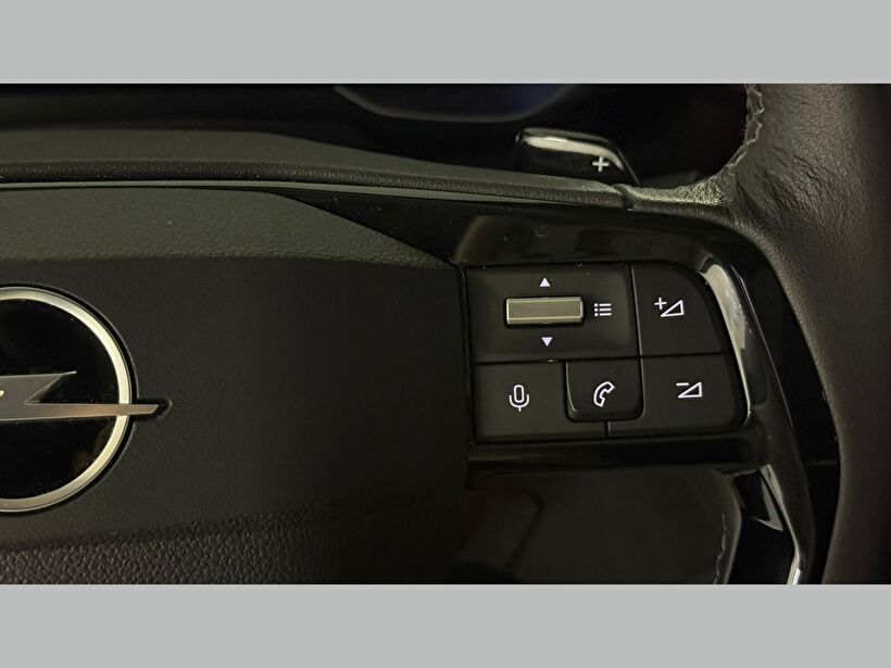 2025 Dizel Otomatik Opel Combo Gri Kemal Tepretoğulları Otomotiv Sanayi Ve Tic. A.Ş.