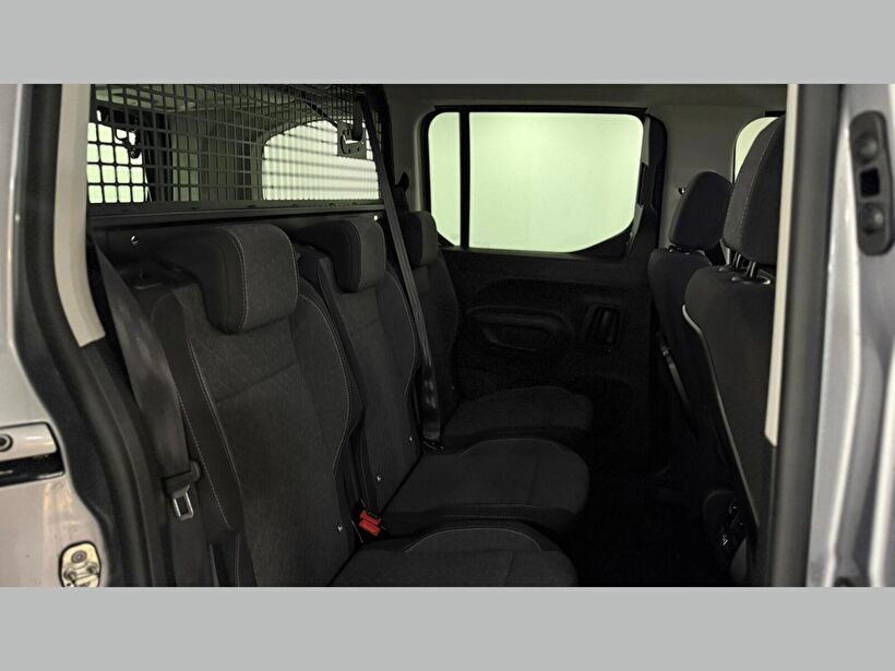 2025 Dizel Otomatik Opel Combo Gri Kemal Tepretoğulları Otomotiv Sanayi Ve Tic. A.Ş.