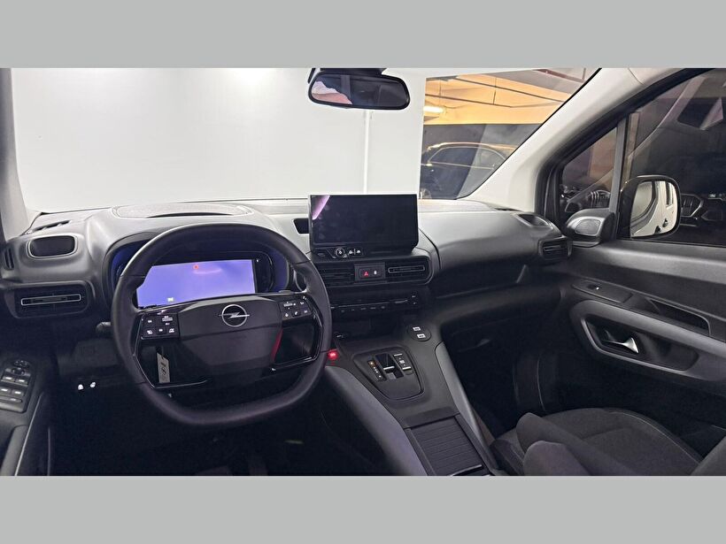 2025 Dizel Otomatik Opel Combo Gri Kemal Tepretoğulları Otomotiv Sanayi Ve Tic. A.Ş.