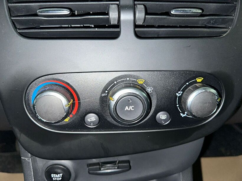 2015 Benzin Manuel Renault Clio Beyaz Kemal Tepretoğulları Otomotiv Sanayi Ve Tic. A.Ş.