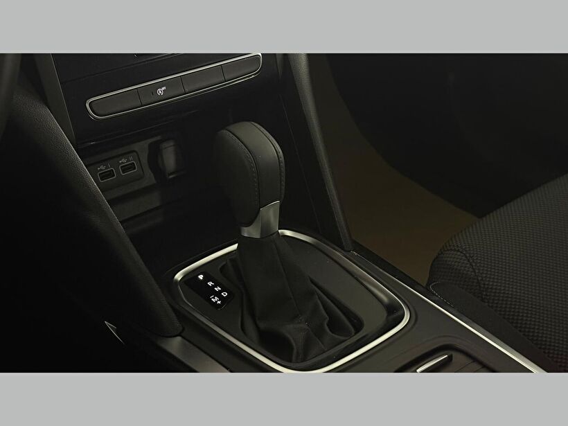 2025 Benzin Otomatik Renault Megane Gri Kemal Tepretoğulları Otomotiv Sanayi Ve Tic. A.Ş.