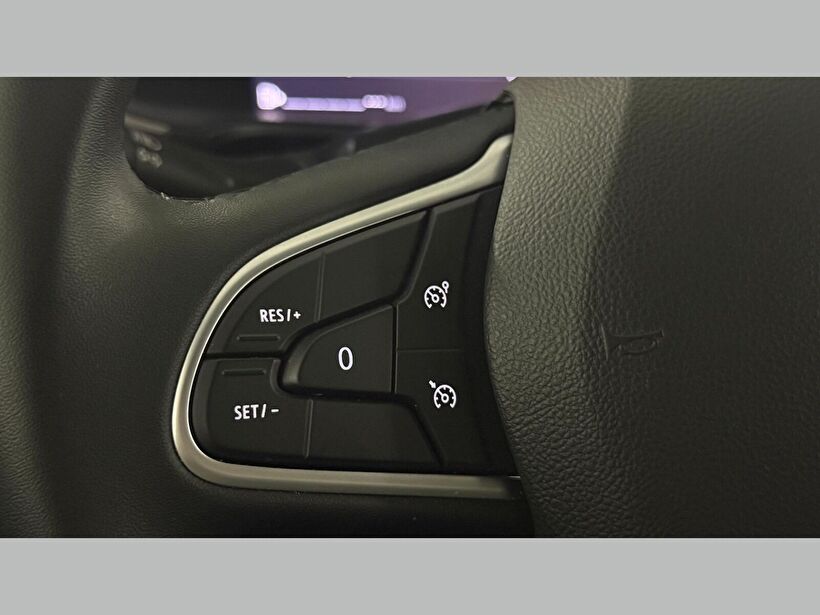 2025 Benzin Otomatik Renault Megane Gri Kemal Tepretoğulları Otomotiv Sanayi Ve Tic. A.Ş.