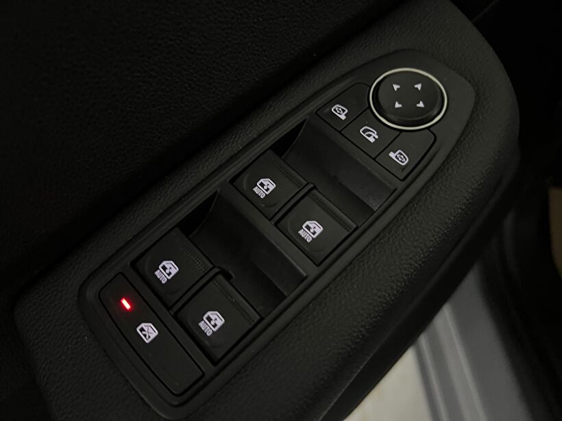 2026 Benzin Otomatik Renault Clio Gri Kemal Tepretoğulları Otomotiv Sanayi Ve Tic. A.Ş.