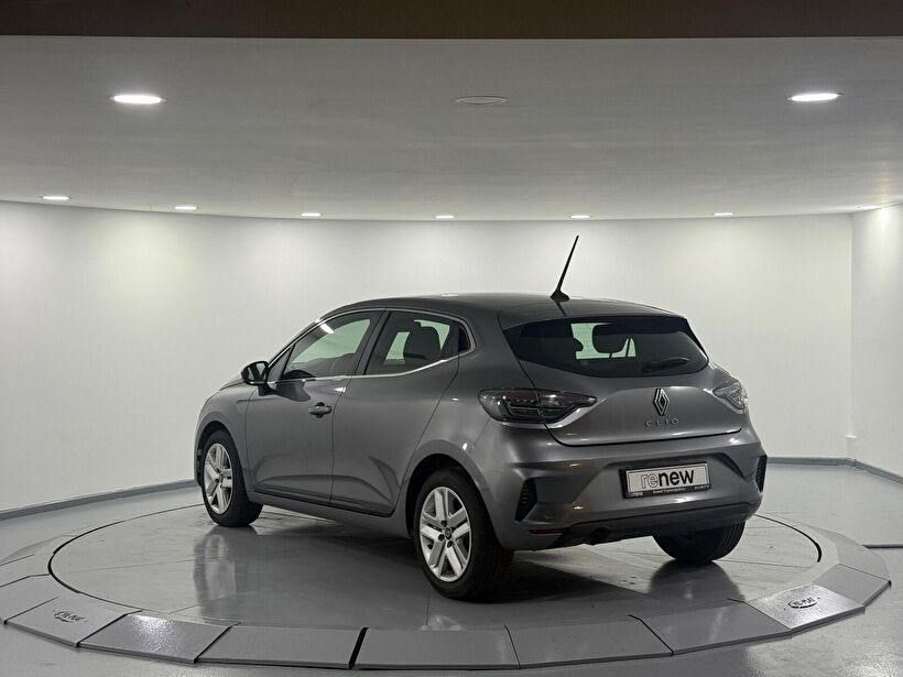 2025 Benzin Otomatik Renault Clio Gri Kemal Tepretoğulları Otomotiv Sanayi Ve Tic. A.Ş.