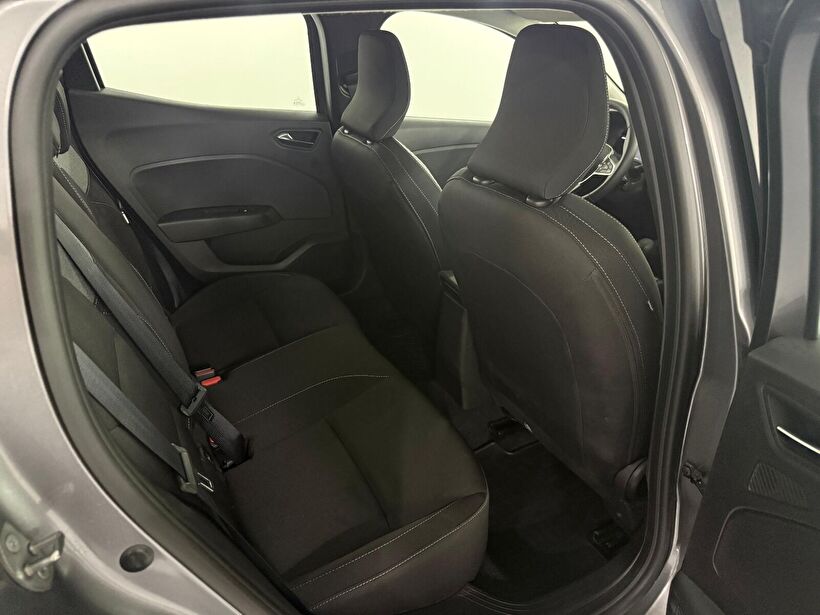 2025 Benzin Otomatik Renault Clio Gri Kemal Tepretoğulları Otomotiv Sanayi Ve Tic. A.Ş.