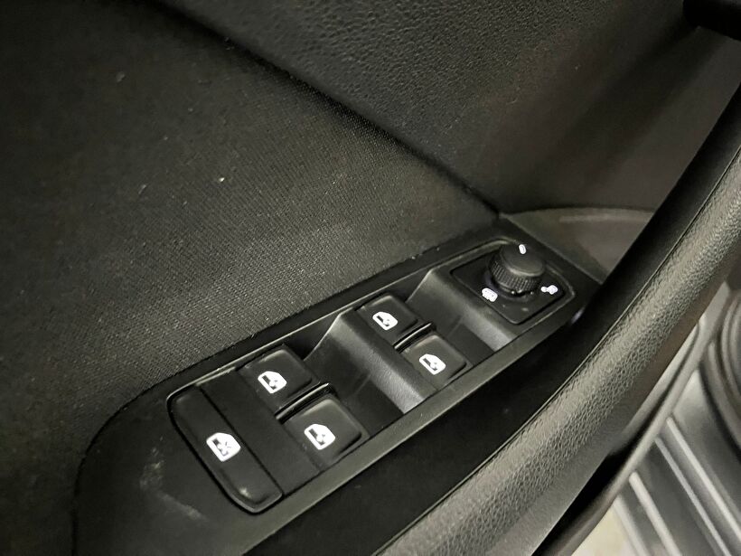 2025 Benzin Otomatik Skoda Scala Gri Kemal Tepretoğulları Otomotiv Sanayi Ve Tic. A.Ş.