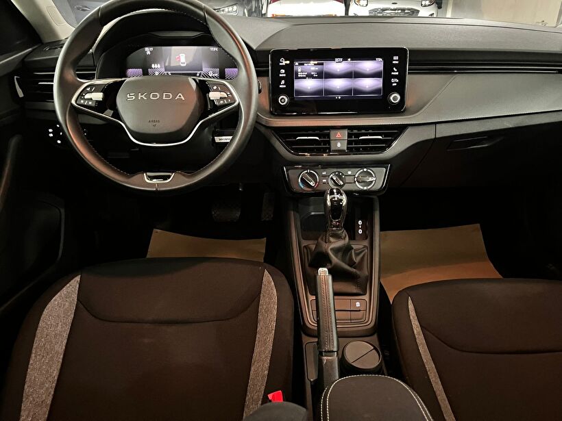 2025 Benzin Otomatik Skoda Scala Gri Kemal Tepretoğulları Otomotiv Sanayi Ve Tic. A.Ş.