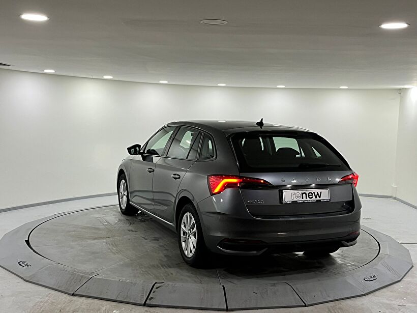 2025 Benzin Otomatik Skoda Scala Gri Kemal Tepretoğulları Otomotiv Sanayi Ve Tic. A.Ş.
