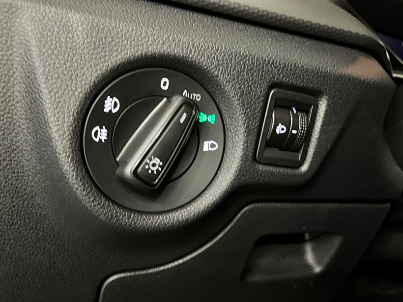 2025 Benzin Otomatik Skoda Scala Gri Kemal Tepretoğulları Otomotiv Sanayi Ve Tic. A.Ş.