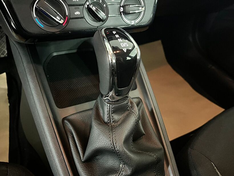 2025 Benzin Otomatik Skoda Scala Gri Kemal Tepretoğulları Otomotiv Sanayi Ve Tic. A.Ş.