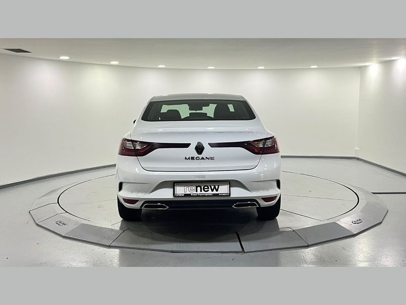 2025 Benzin Otomatik Renault Megane Beyaz Kemal Tepretoğulları Otomotiv Sanayi Ve Tic. A.Ş.