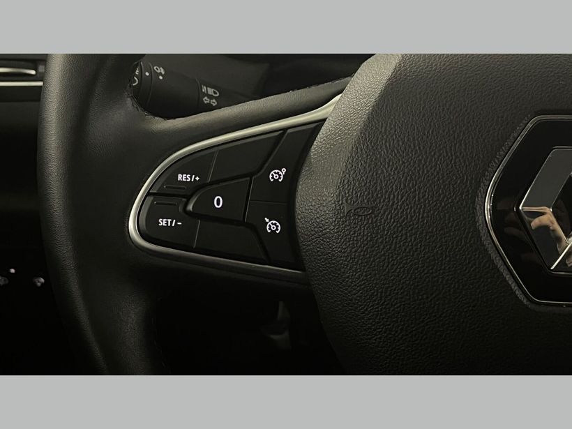 2025 Benzin Otomatik Renault Megane Beyaz Kemal Tepretoğulları Otomotiv Sanayi Ve Tic. A.Ş.