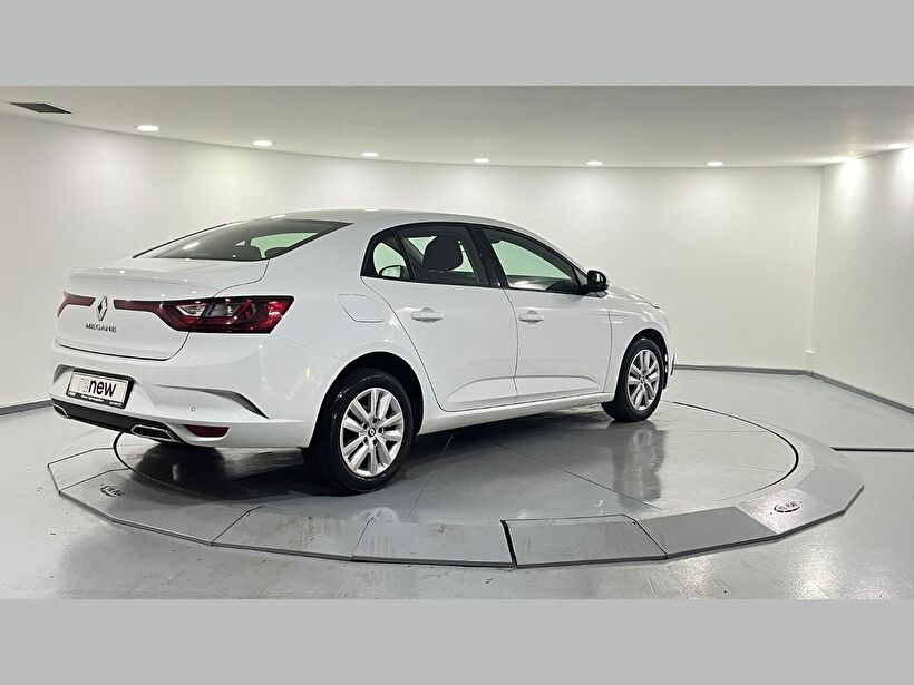 2025 Benzin Otomatik Renault Megane Beyaz Kemal Tepretoğulları Otomotiv Sanayi Ve Tic. A.Ş.
