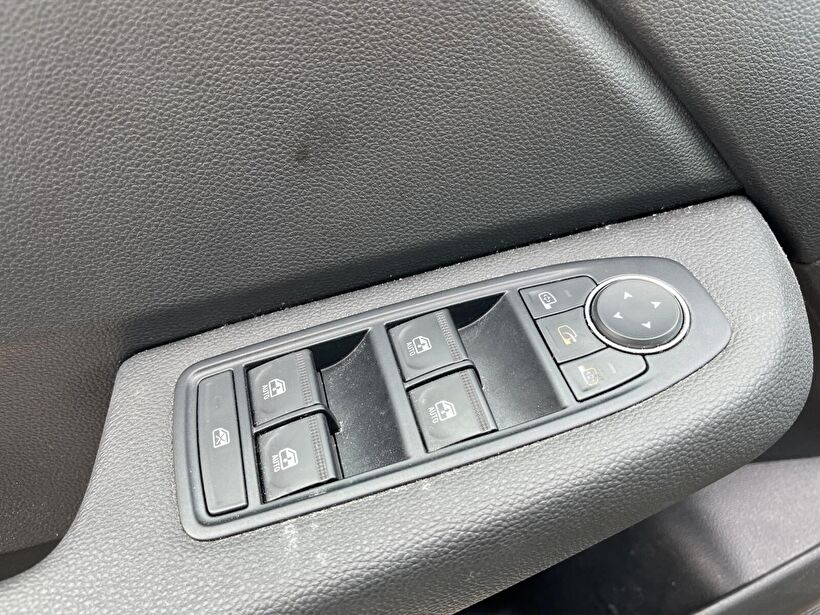 2024 Benzin Otomatik Renault Clio Gri Kemal Tepretoğulları Otomotiv Sanayi Ve Tic. A.Ş.