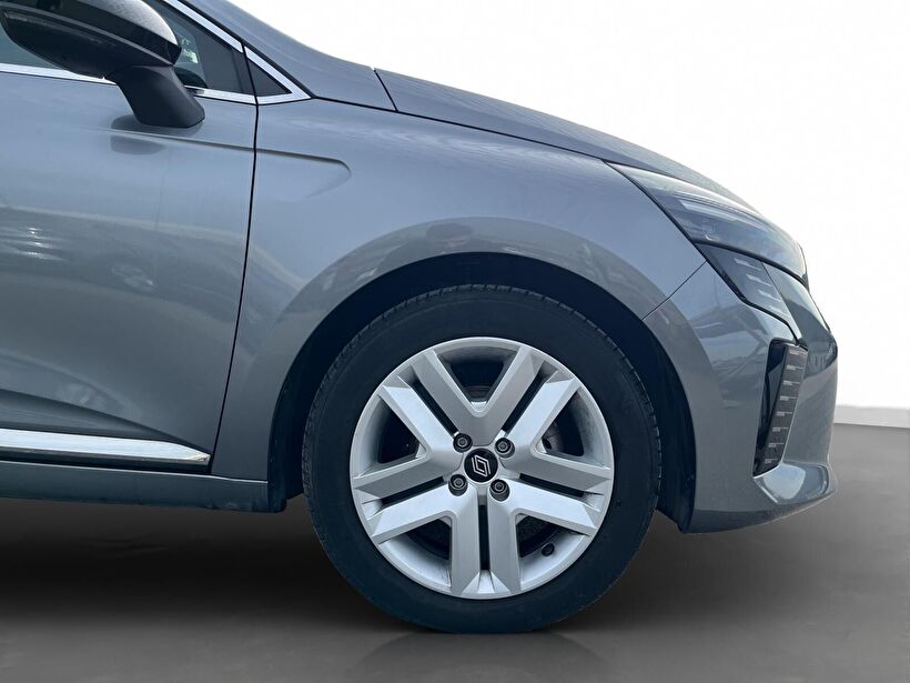2024 Benzin Otomatik Renault Clio Gri Kemal Tepretoğulları Otomotiv Sanayi Ve Tic. A.Ş.