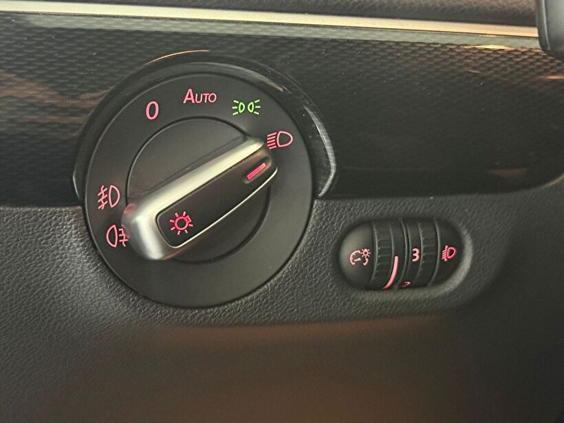 2015 Benzin Manuel Volkswagen Jetta Beyaz Kemal Tepretoğulları Otomotiv Sanayi Ve Tic. A.Ş.