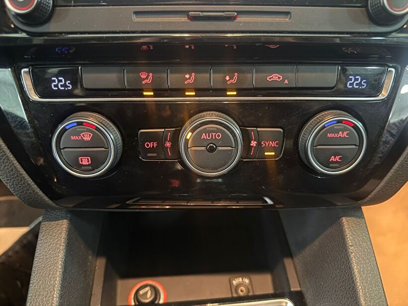 2015 Benzin Manuel Volkswagen Jetta Beyaz Kemal Tepretoğulları Otomotiv Sanayi Ve Tic. A.Ş.