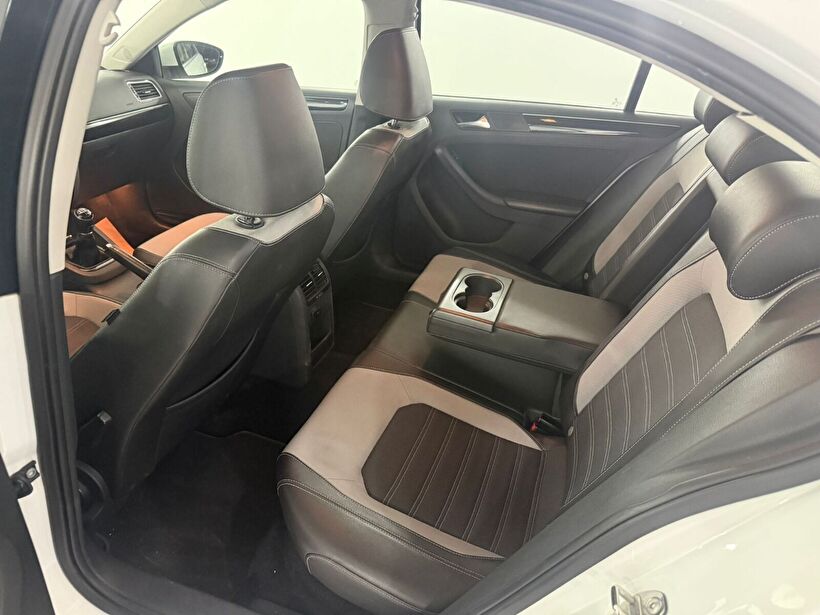 2015 Benzin Manuel Volkswagen Jetta Beyaz Kemal Tepretoğulları Otomotiv Sanayi Ve Tic. A.Ş.