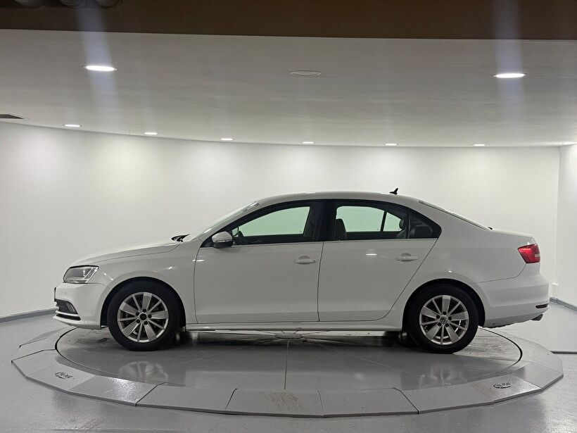 2015 Benzin Manuel Volkswagen Jetta Beyaz Kemal Tepretoğulları Otomotiv Sanayi Ve Tic. A.Ş.