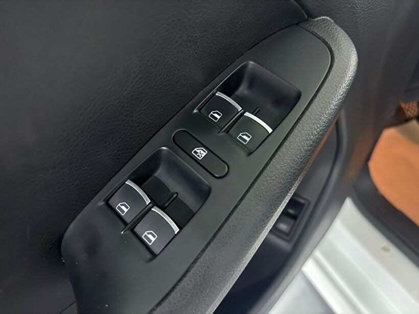 2015 Benzin Manuel Volkswagen Jetta Beyaz Kemal Tepretoğulları Otomotiv Sanayi Ve Tic. A.Ş.